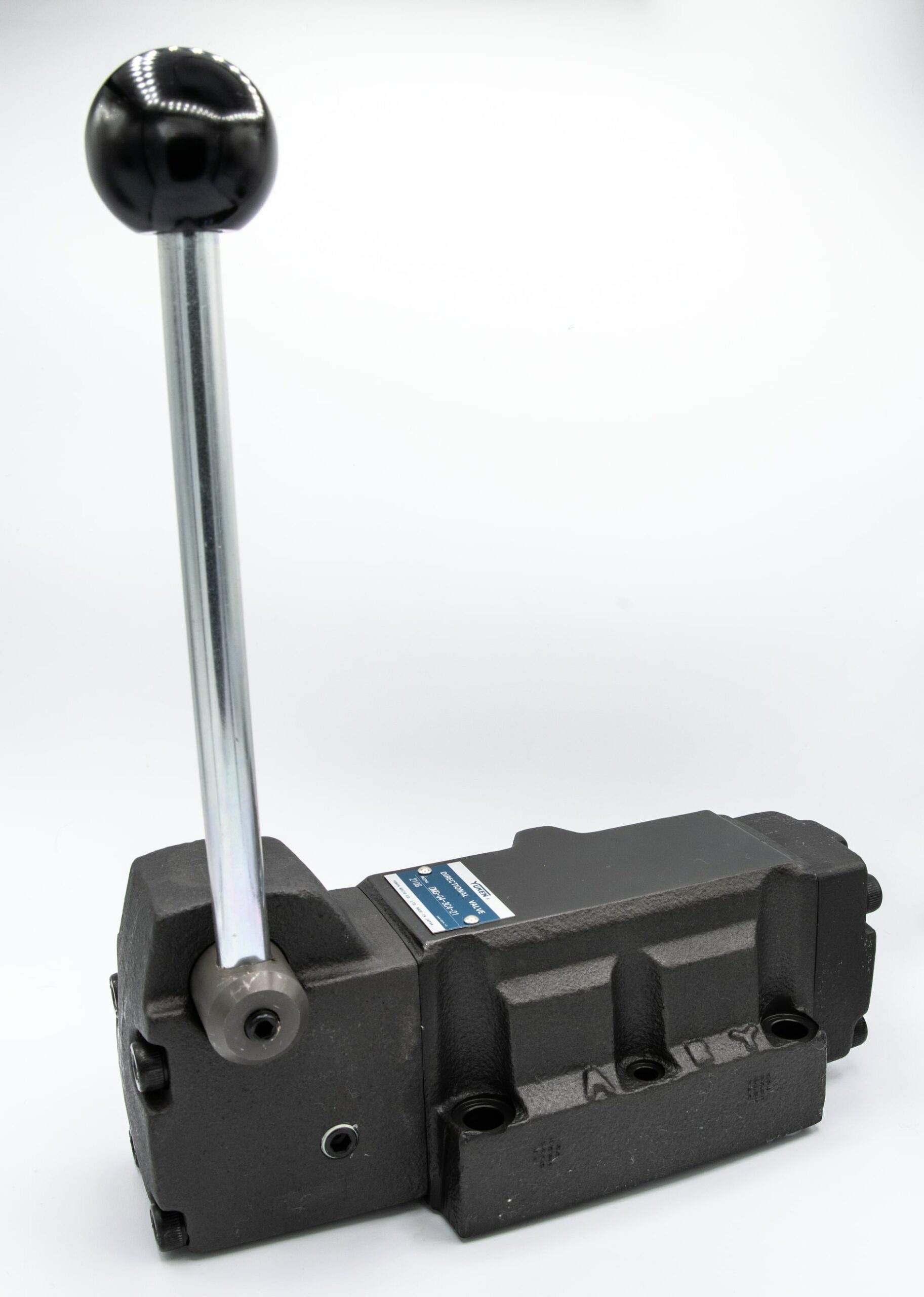 3 Position Spring Return - Manually Operated Directional Valves - Cetop 7