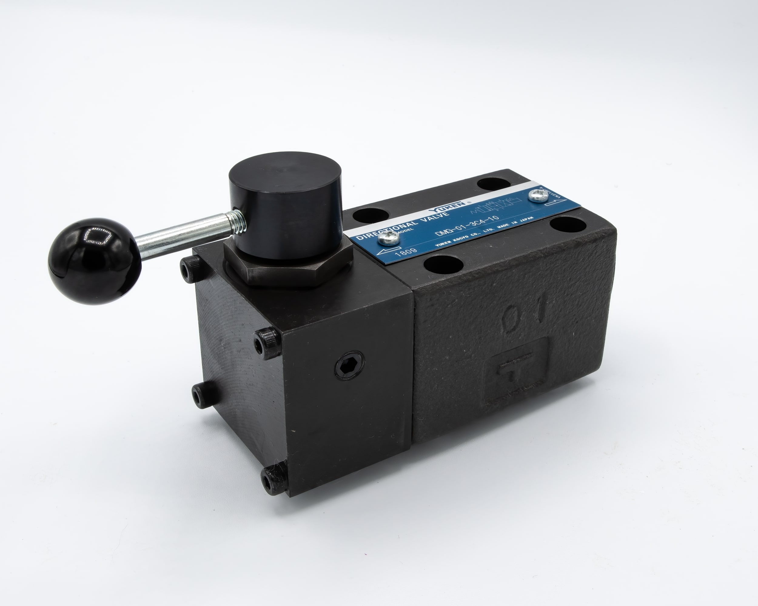 2 Position DETENT - Manually Operated Directional Valves - Cetop 3